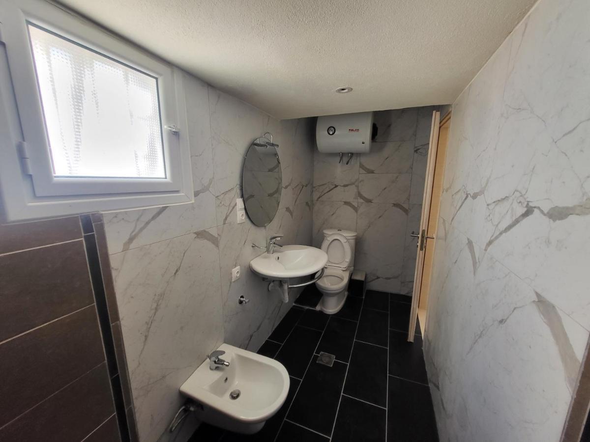 Blue Heaven Apartment ซารานเดอ ภายนอก รูปภาพ