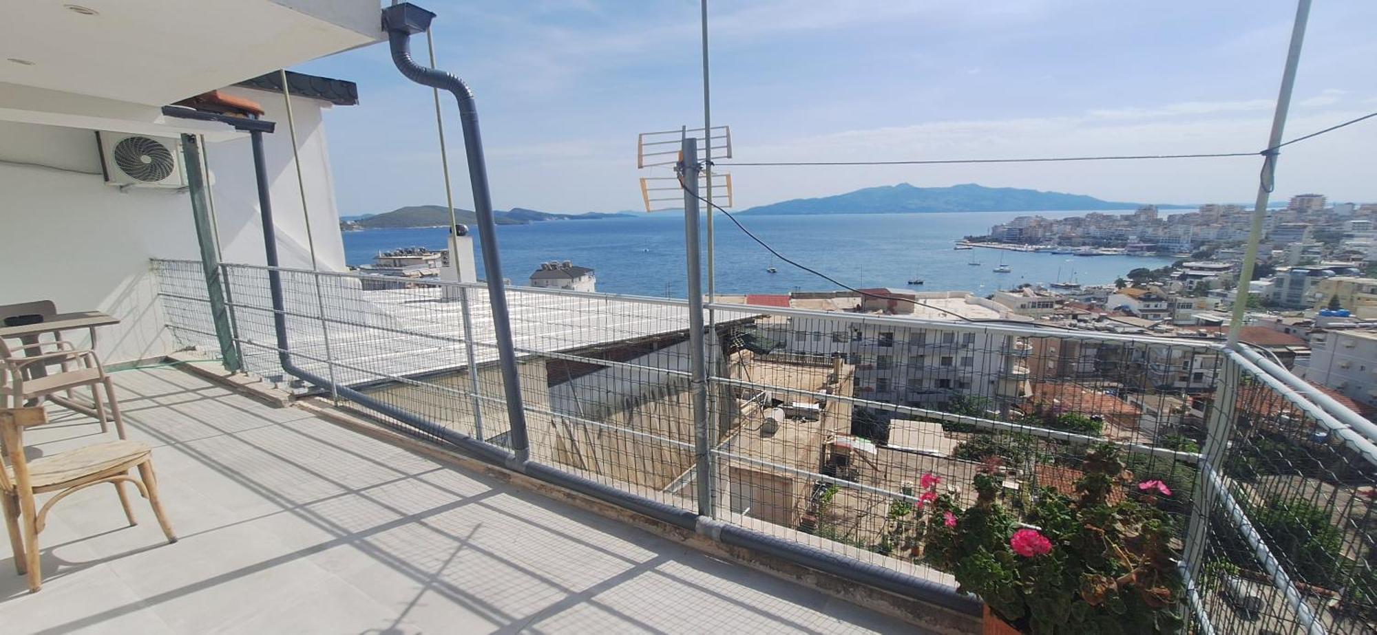 Blue Heaven Apartment ซารานเดอ ภายนอก รูปภาพ